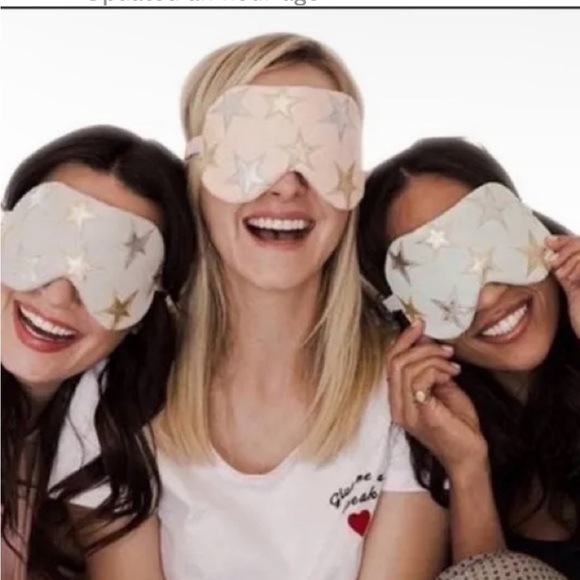 NWT Free People x Understated Vegan Leather Travel Mask Grey w/ Metallic Stars - Picture 13 of 13